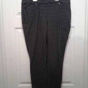 Maurices 16W Reg Grey/Black Check Pants